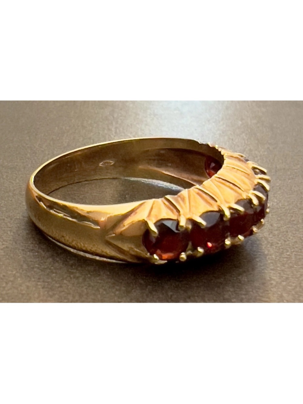 Vintage 90’s Aron & Hirsch 18k Yellow Gold Melanite Garnet Half Band Ring Sz 7.5
